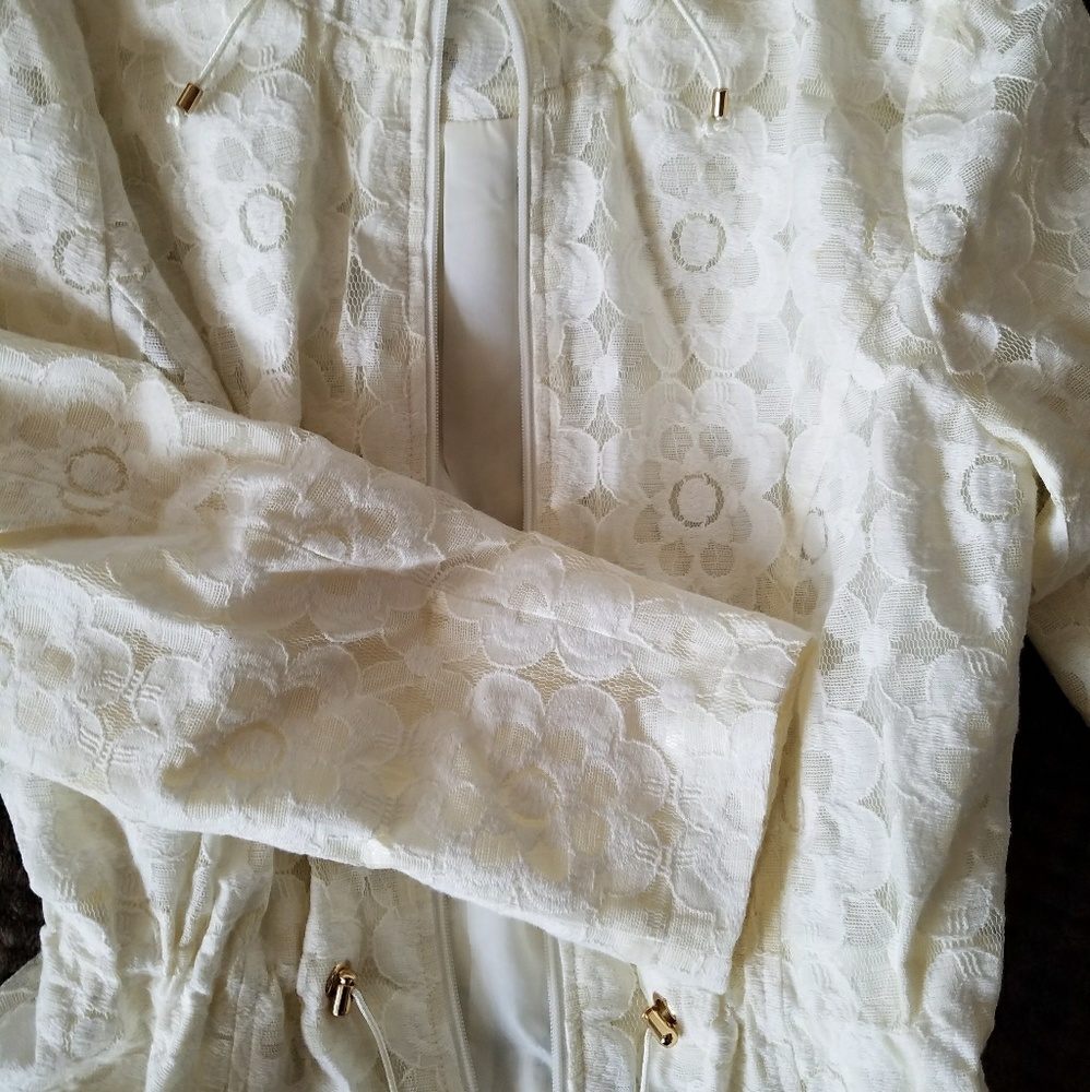 White Charter club floral lace fitted jacket - Picture 2 of 6